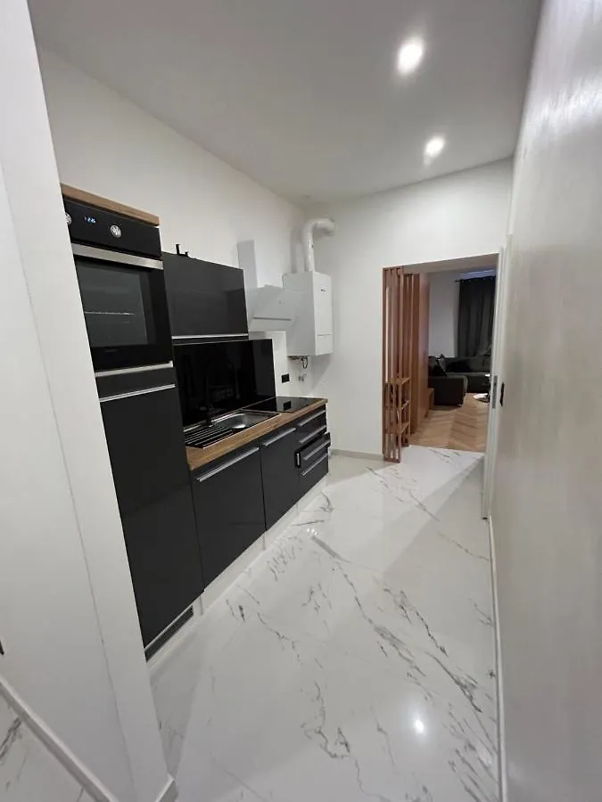 Deluxe Apartment Favoriten Viyana Avusturya